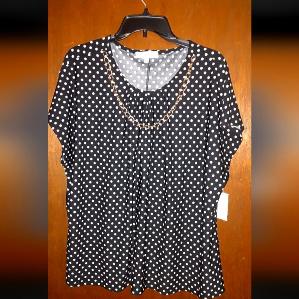 Sweet Violet Blouse With Cap Sleeve, NWT, Size 3X Polka Dot Print, Necklace